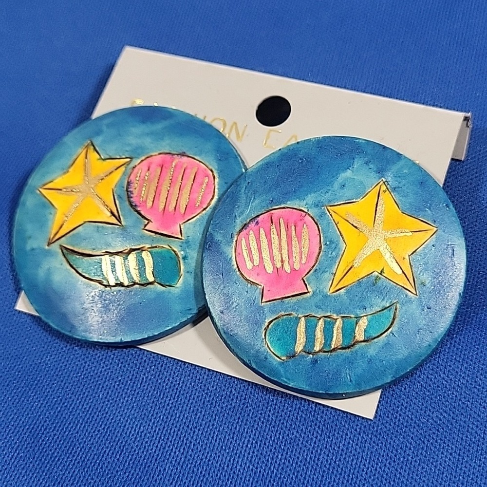 Vintage Earrings Handpainted Beach Ocean Seashell Themed Pierced Posts